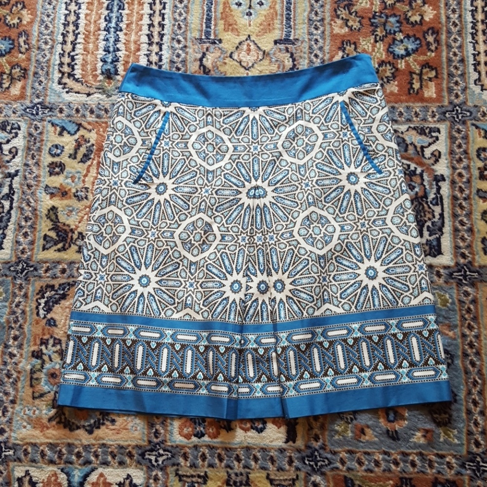 ANN TAYLOR cotton mosaic print skirt size 2P